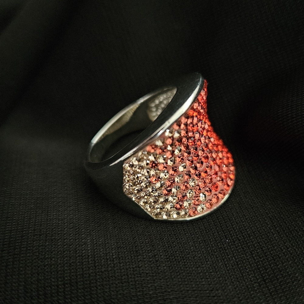 Dazzling Silver and Red Crystal Women's Ring